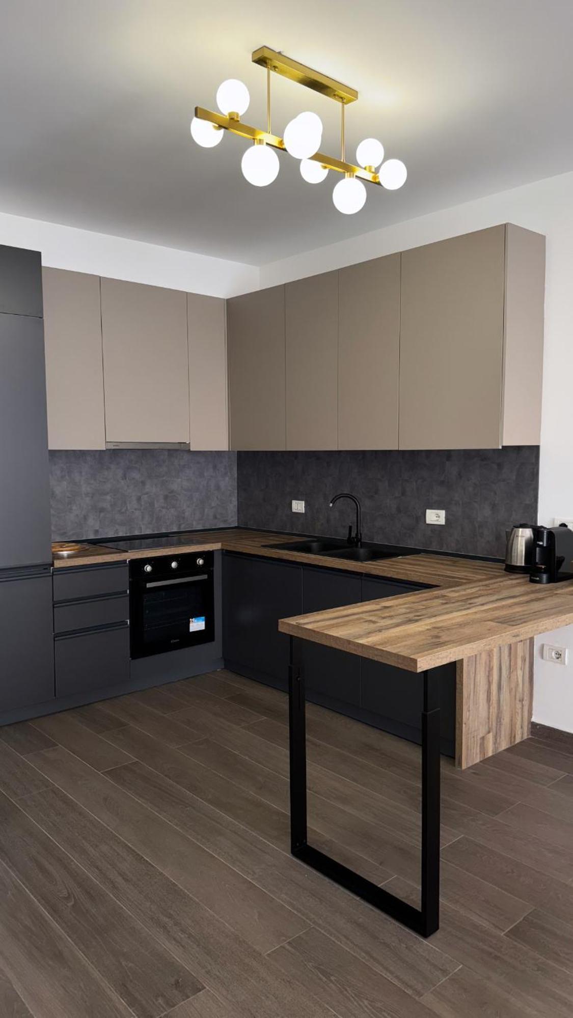 Free Parking Skanderbeg Square - Spacious Central Apartment Tirana Exterior photo