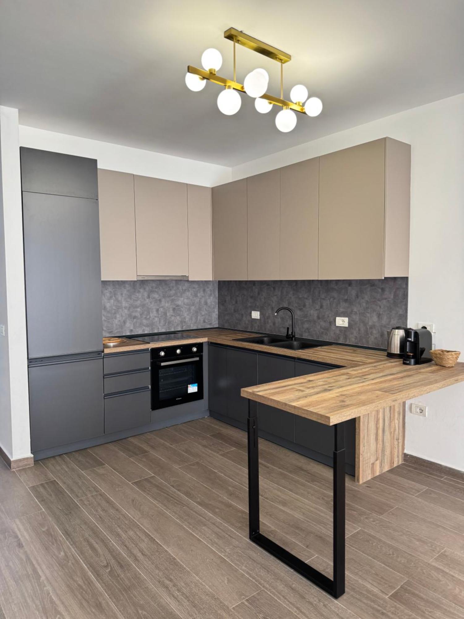 Free Parking Skanderbeg Square - Spacious Central Apartment Tirana Exterior photo